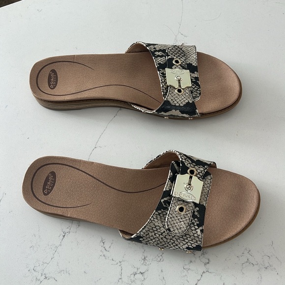 Dr Scholls Sandals - Picture 2 of 5